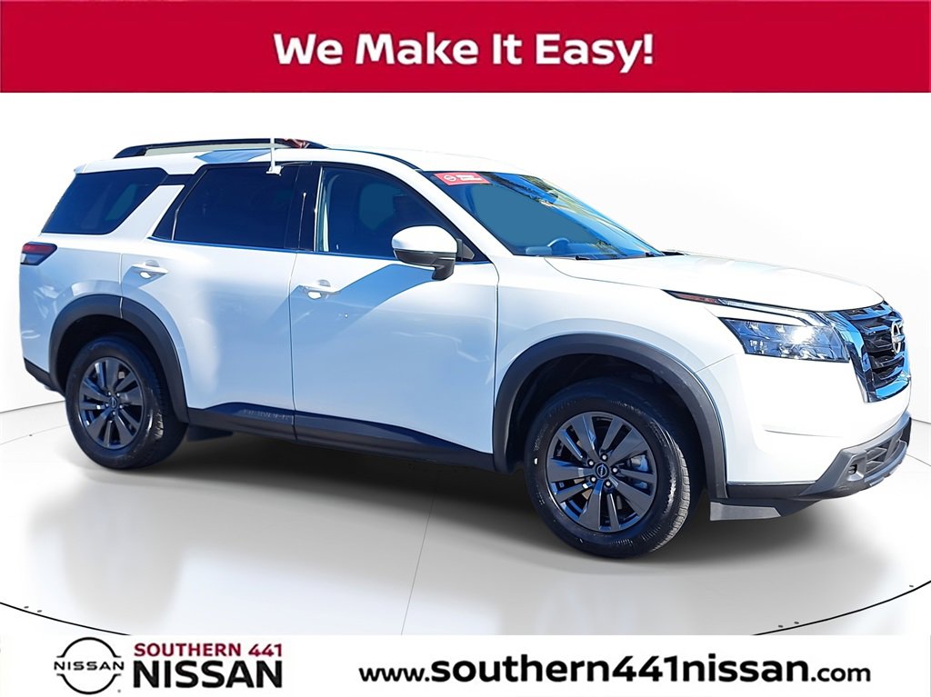 Used 2025 Nissan Pathfinder SV