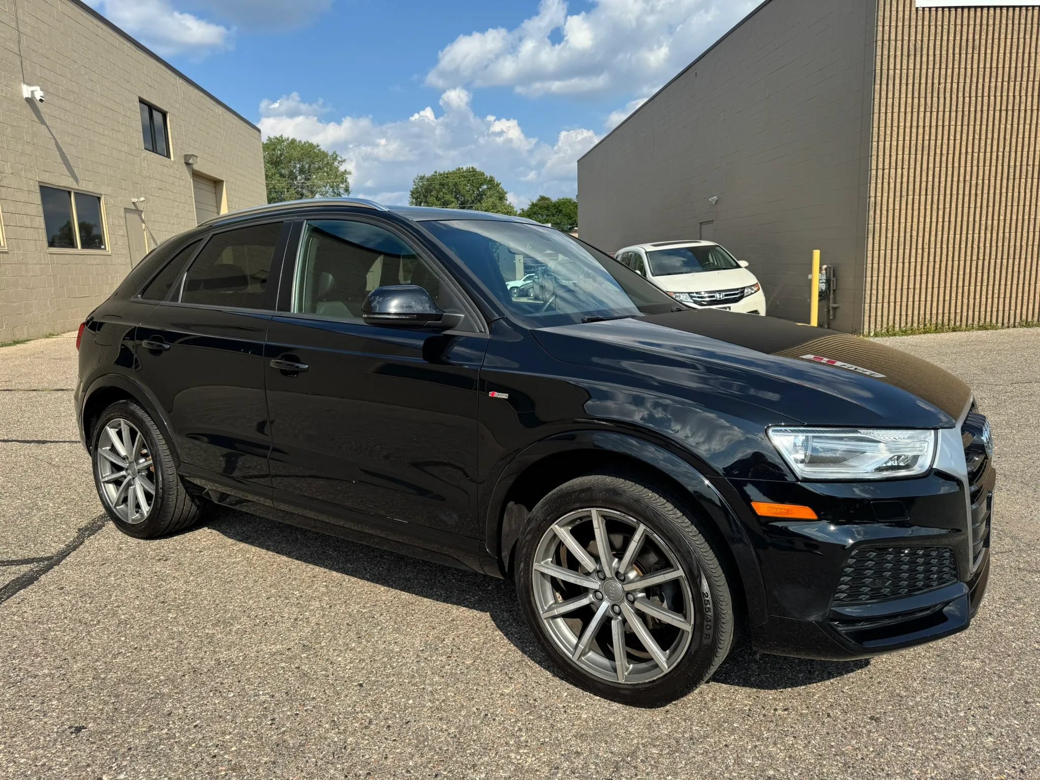 Used 2018 Audi Q3 2.0T Premium AWD/4WD image 12