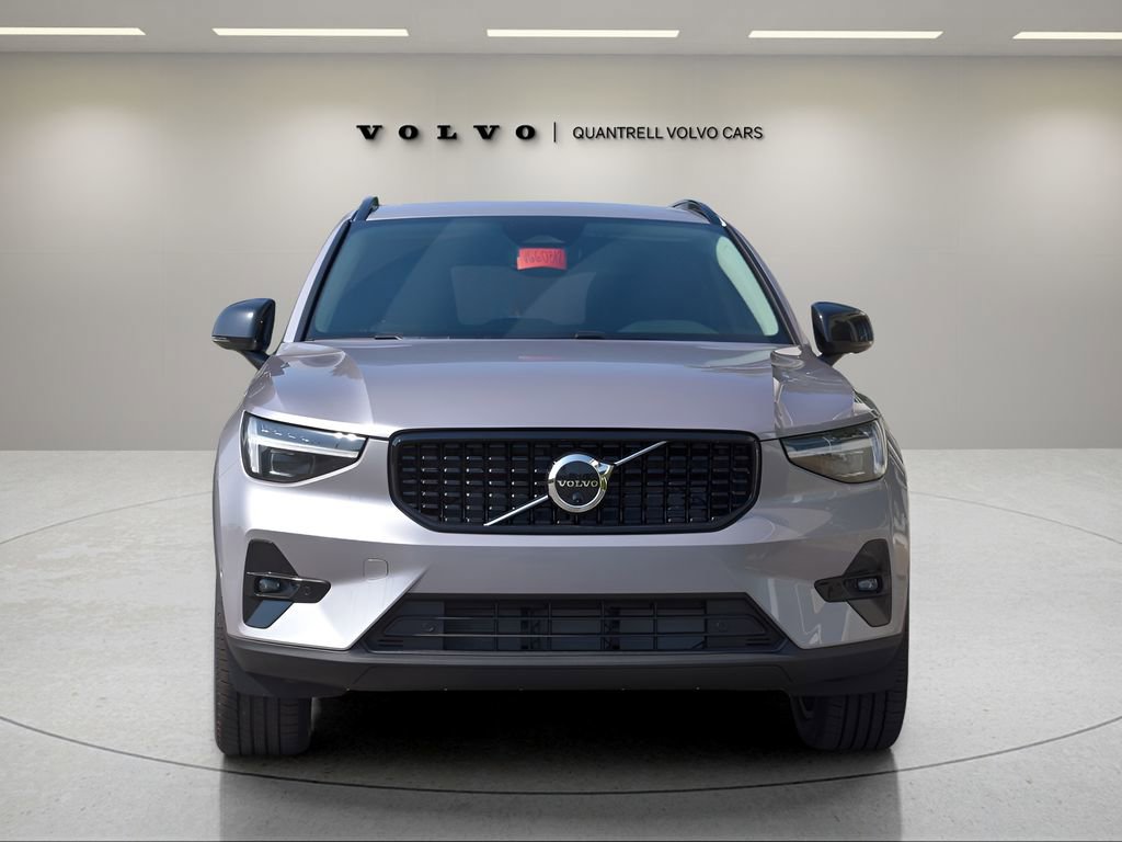 Certified 2026 Volvo XC40 B5 Plus w/ Protection Package Premier image 9