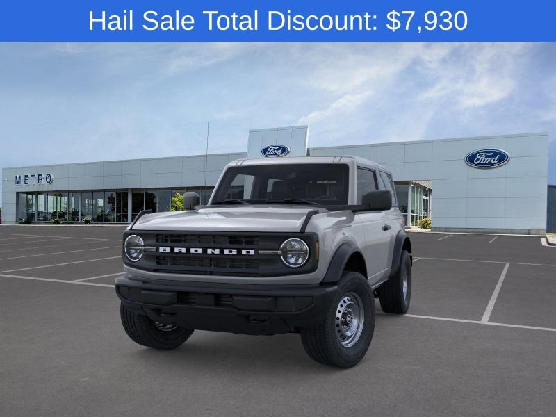 New 2026 Ford Bronco 2-Door AWD/4WD image 2
