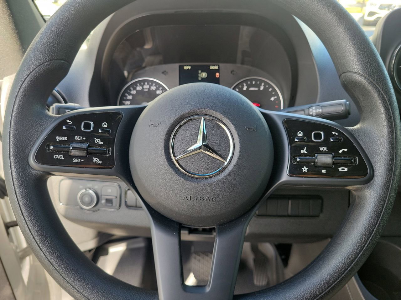 Used 2023 Mercedes-Benz Sprinter 144 Cargo image 27