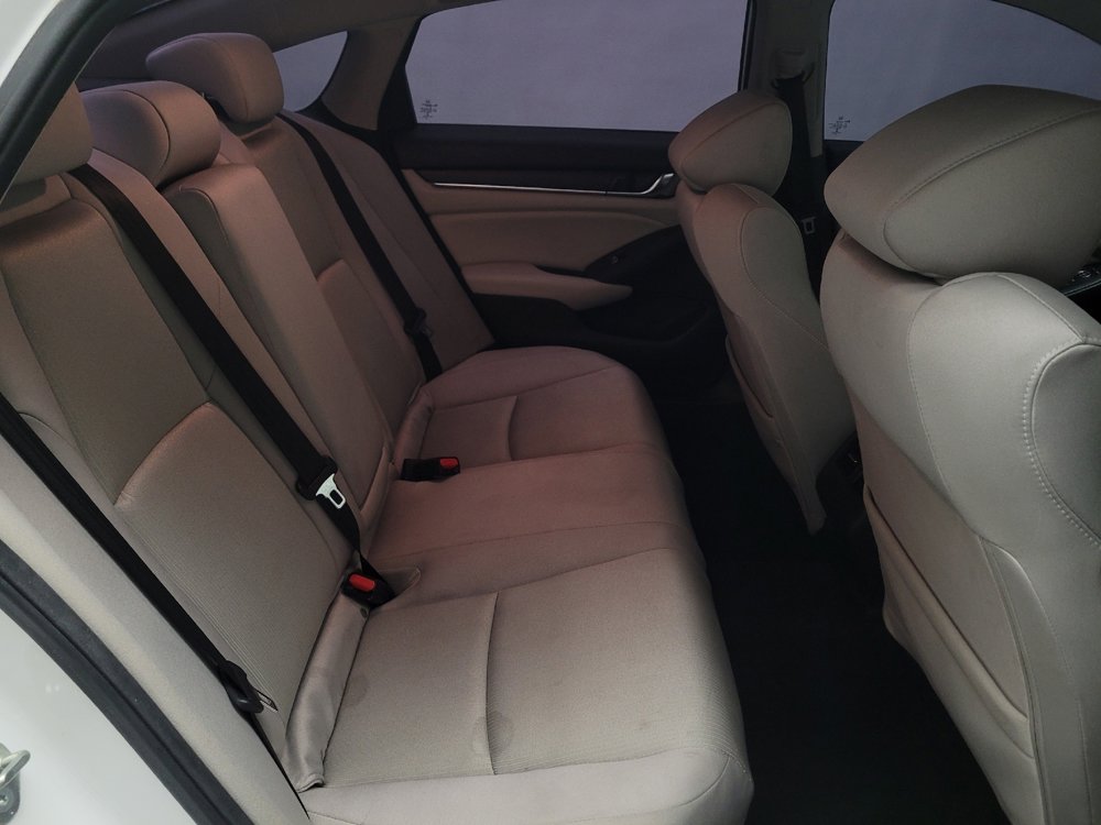 Used 2020 Honda Accord EX image 19
