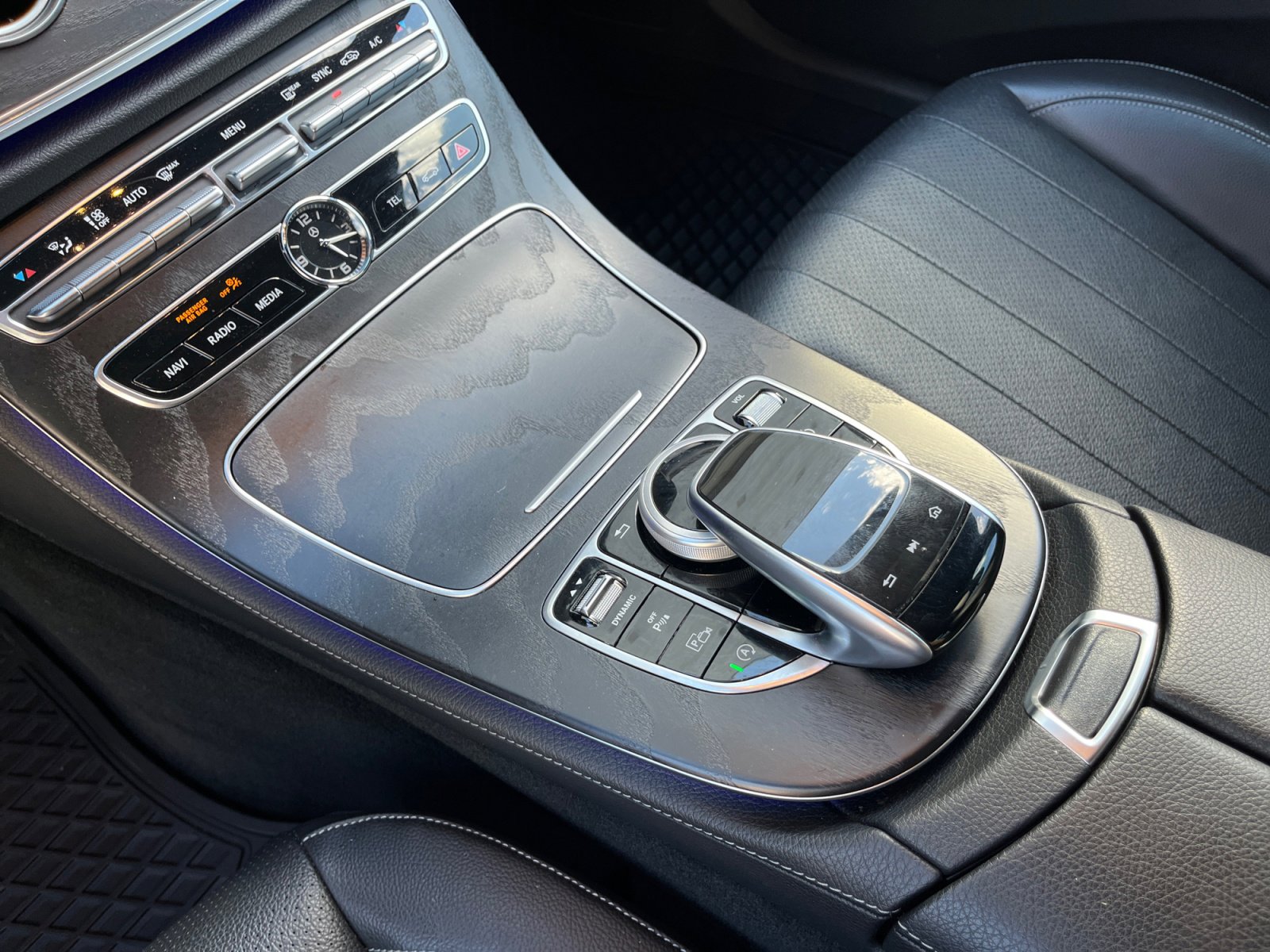 Used 2018 Mercedes-Benz E 300 4MATIC image 25