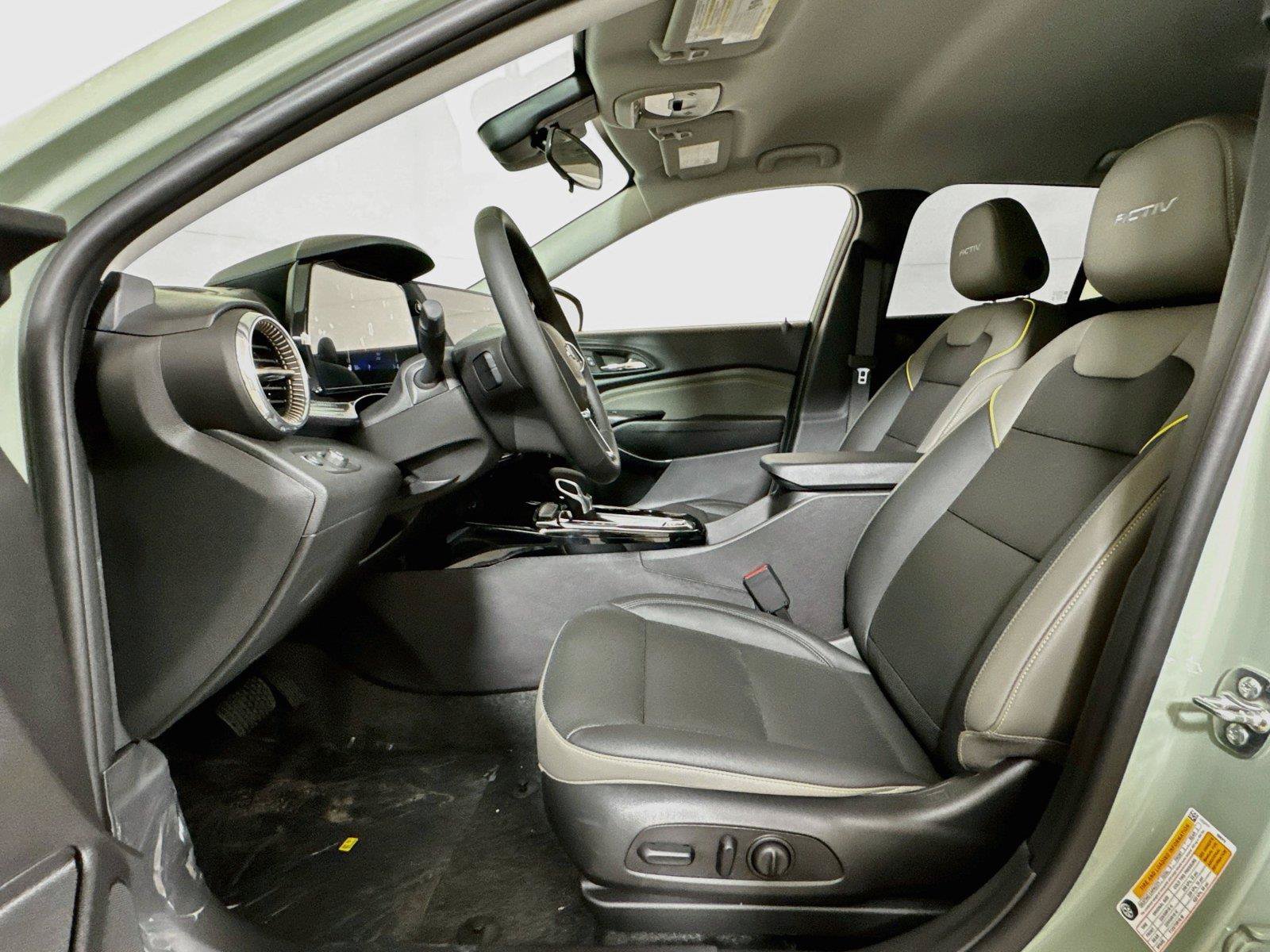 New 2026 Chevrolet Trax ACTIV w/ Driver Confidence Package FWD image 11