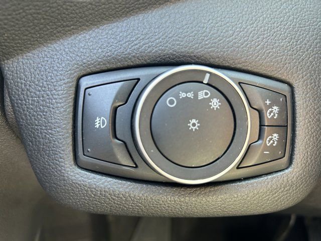 Used 2015 Ford Escape SE w/ Equipment Group 201A AWD/4WD image 18