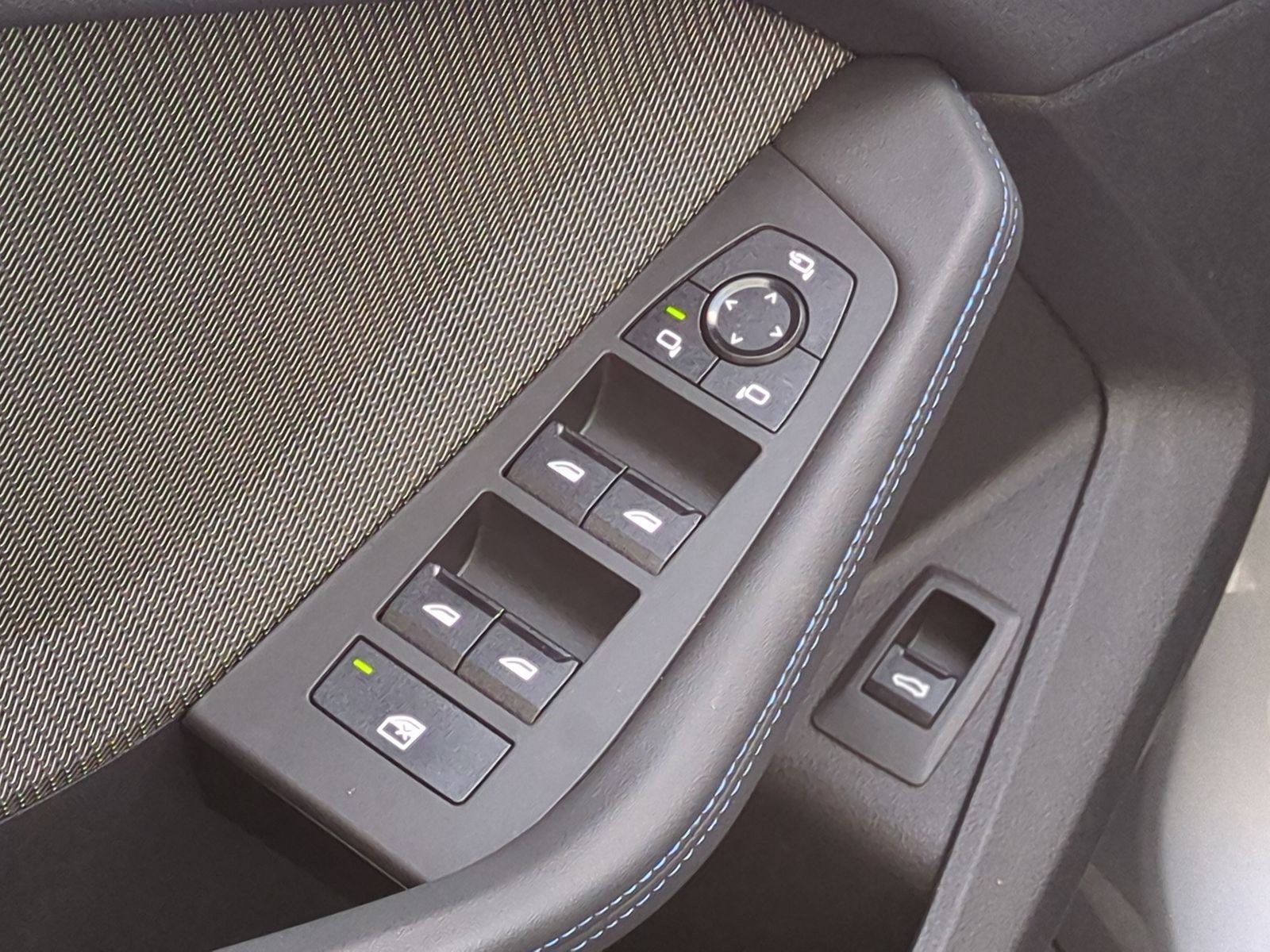 Used 2026 BMW 228i w/ Premium Package FWD image 15