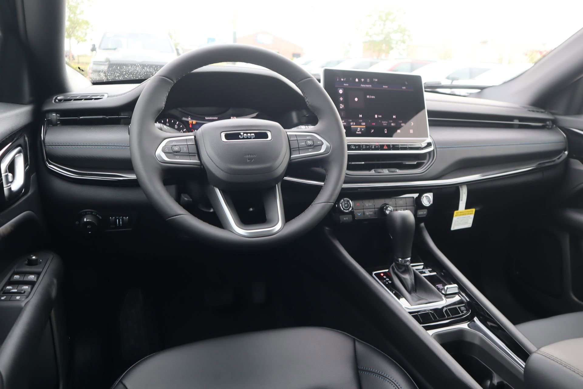 New 2026 Jeep Compass Latitude image 2