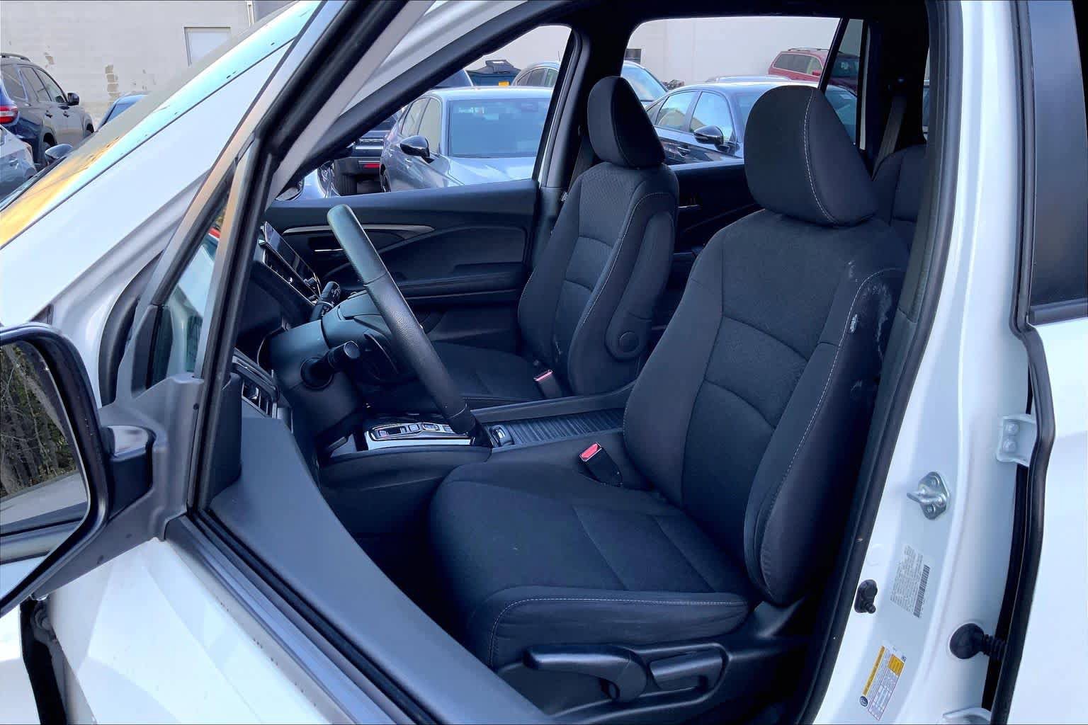 Used 2021 Honda Passport Sport image 9