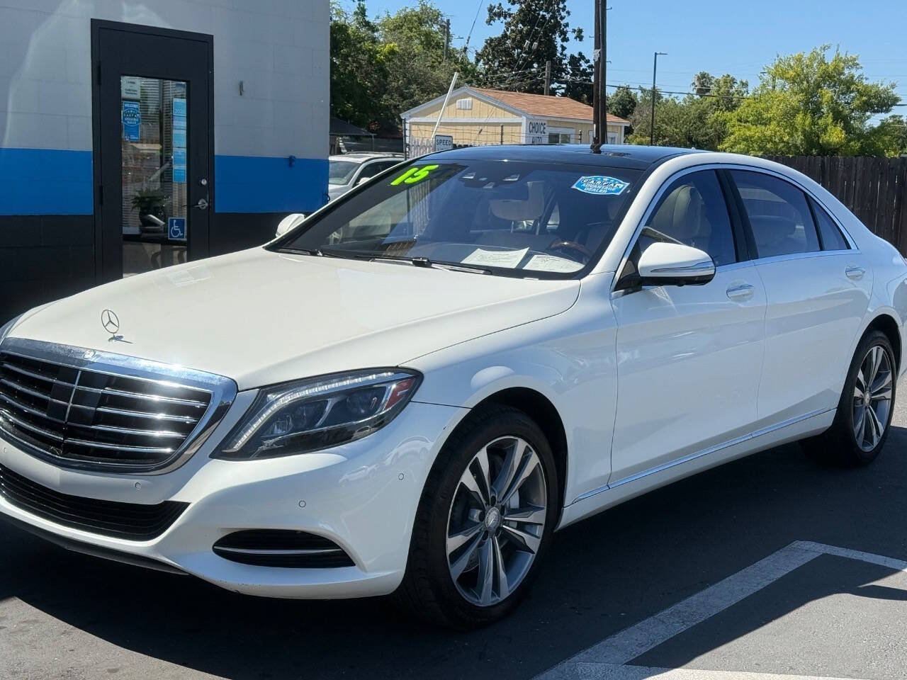 Used 2015 Mercedes-Benz S 550 Sedan image 3