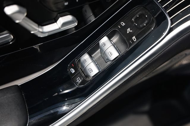 Used 2021 Mercedes-Benz S 580 4MATIC Sedan image 44