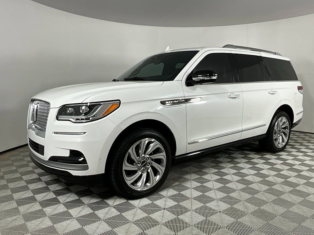 Used 2024 Lincoln Navigator Premiere