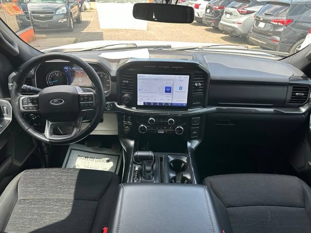 Used 2022 Ford F150 XLT w/ Equipment Group 302A High AWD/4WD image 17