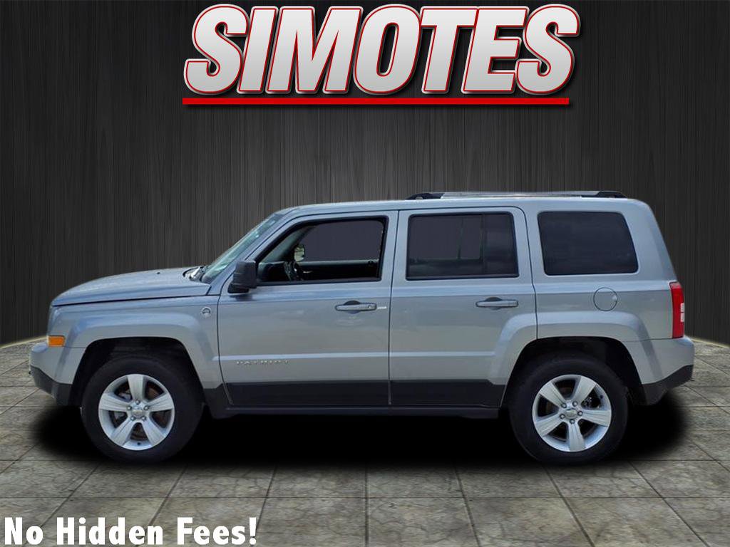 Used 2014 Jeep Patriot Limited w/ Sun/Sound Group image 4