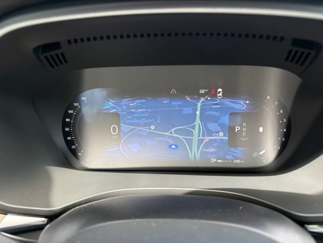New 2026 Volvo XC60 B5 Plus w/ Climate Package AWD/4WD image 16