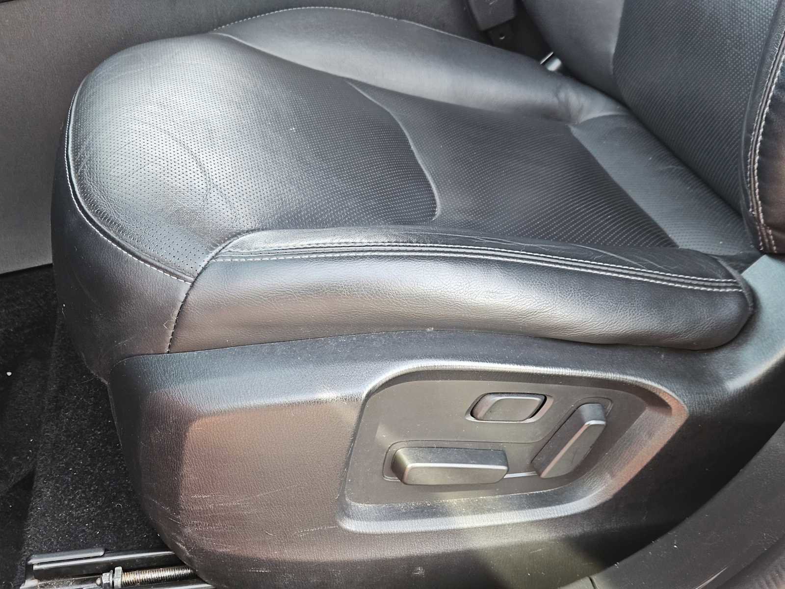 Used 2022 MAZDA CX-9 Touring image 23