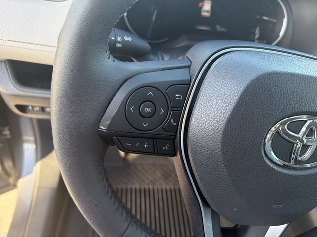 Certified 2023 Toyota RAV4 XLE Premium AWD/4WD image 17