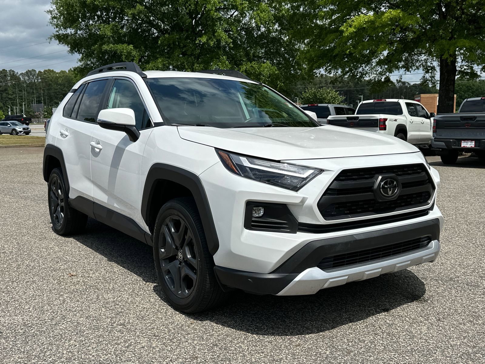 Used 2024 Toyota RAV4 Adventure AWD/4WD image 3