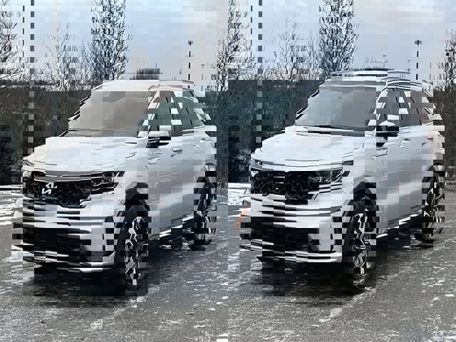 Used 2023 Kia Sorento EX image 1
