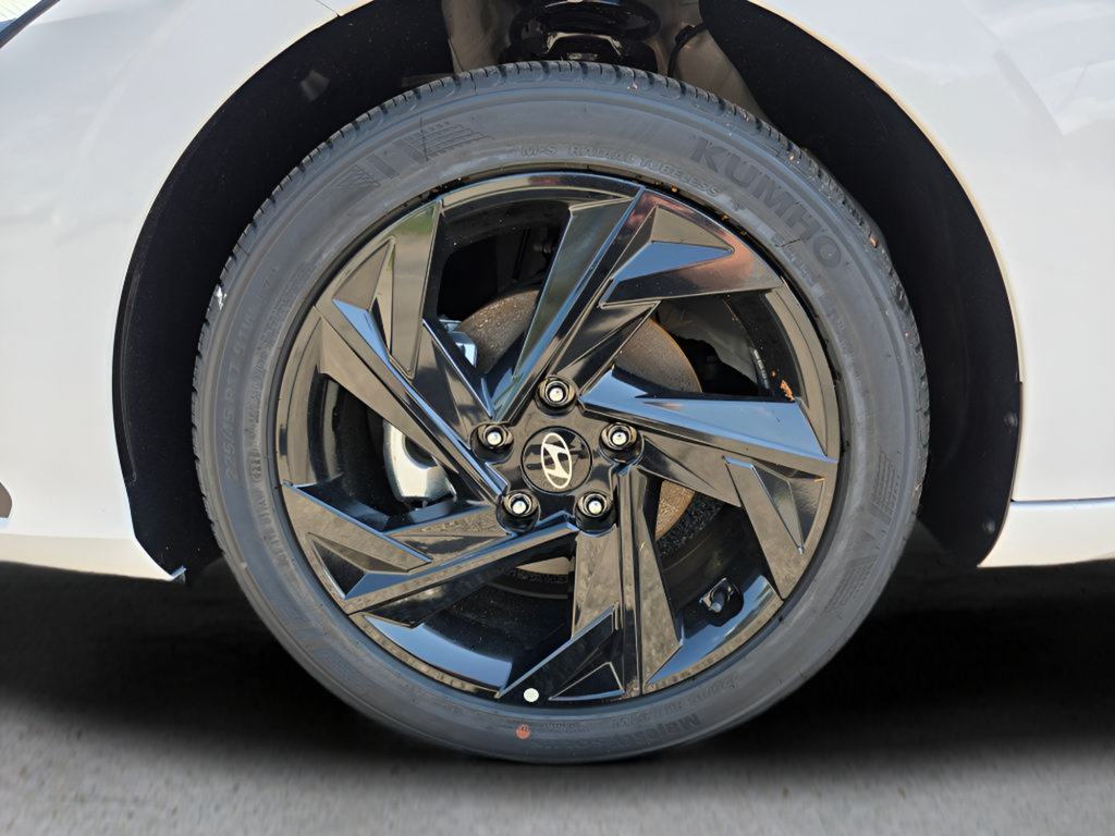 New 2026 Hyundai Elantra Sport FWD image 10