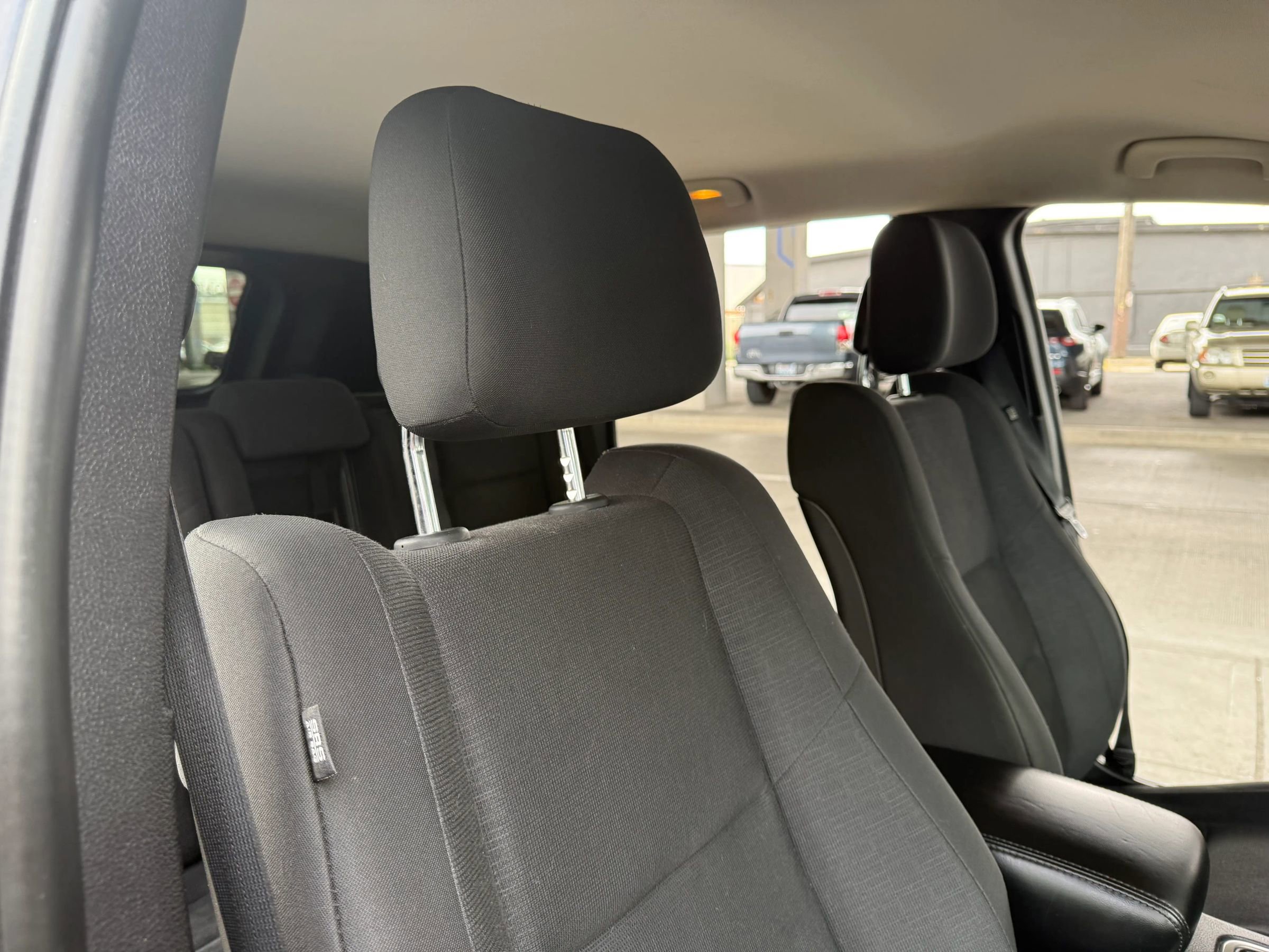 Used 2013 Jeep Grand Cherokee Laredo w/ Laredo E Group image 28