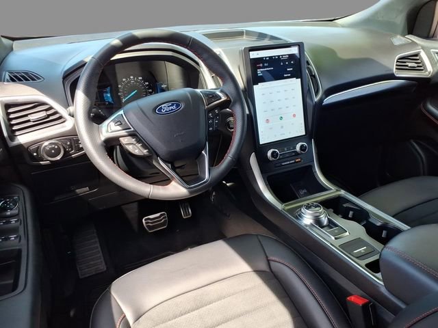 Used 2024 Ford Edge ST-Line AWD/4WD image 6