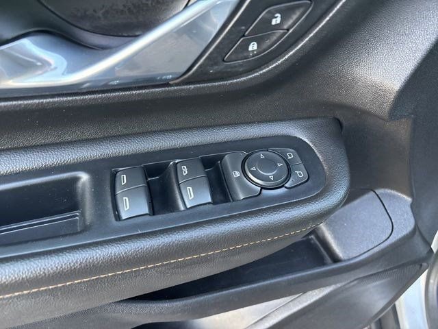 Used 2020 GMC Terrain SLT w/ LPO, Floor Liner Package image 14