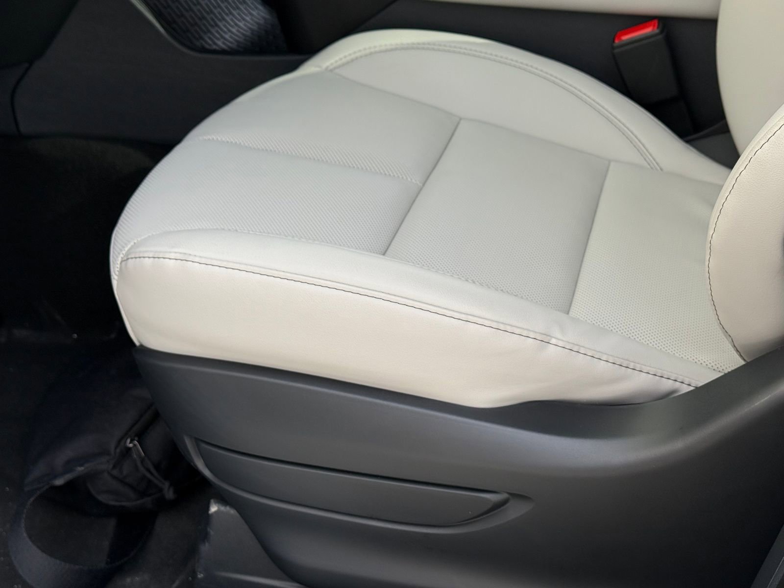 New 2026 Lincoln Aviator AWD image 23