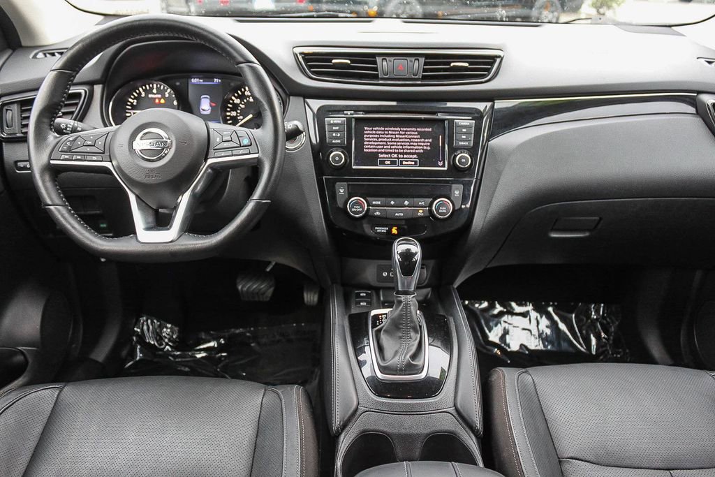 Used 2019 Nissan Rogue Sport SL image 16