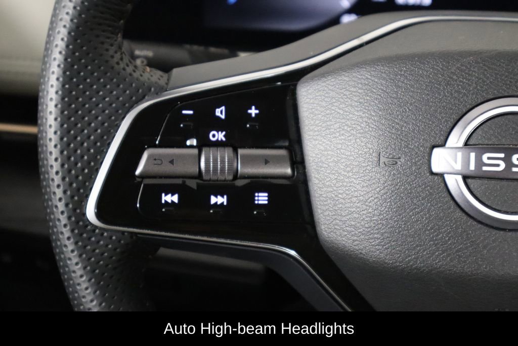 Used 2023 Nissan Ariya FWD image 8