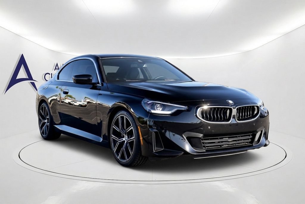 Used 2022 BMW 230i Coupe w/ Convenience Package RWD image 3