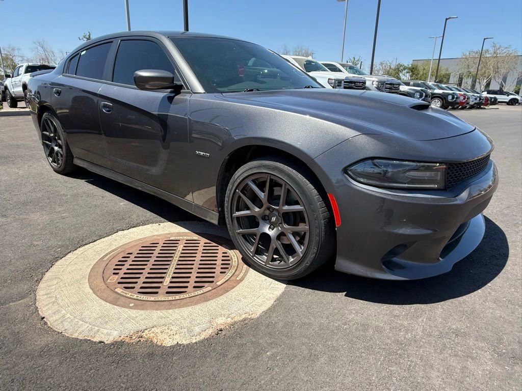 Used 2019 Dodge Charger R/T RWD image 2