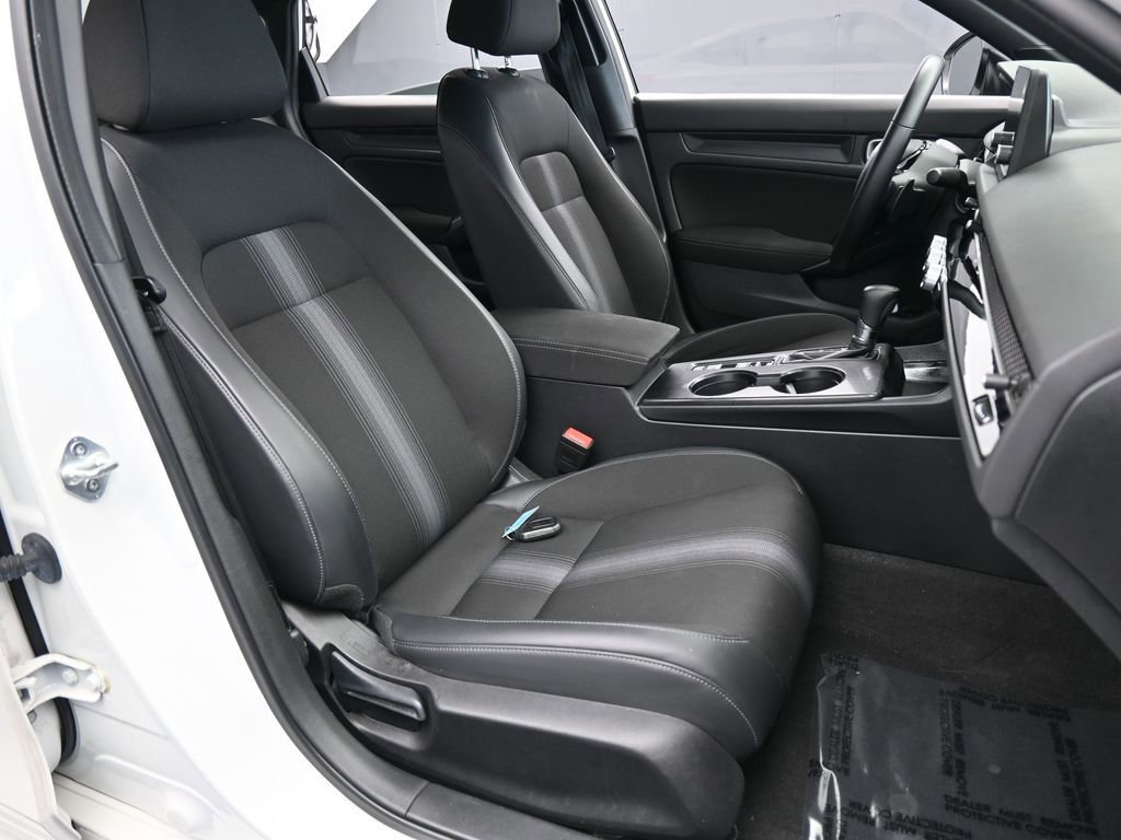 Used 2023 Honda Civic Sport image 42