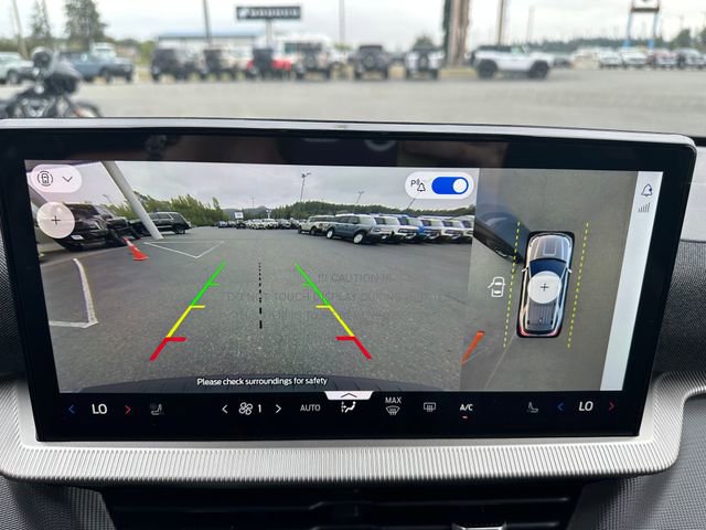 New 2025 Ford Explorer ST-Line w/ ST-Line Street Pack image 17