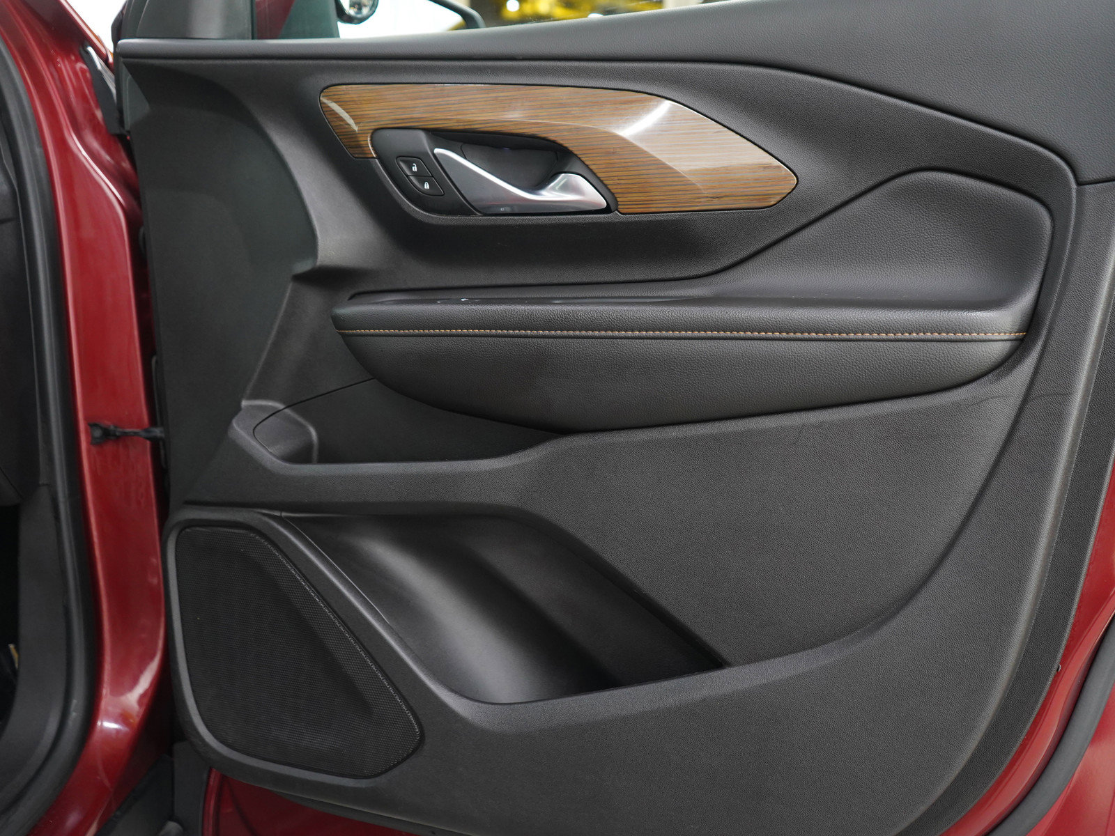 Used 2018 GMC Terrain SLE image 9