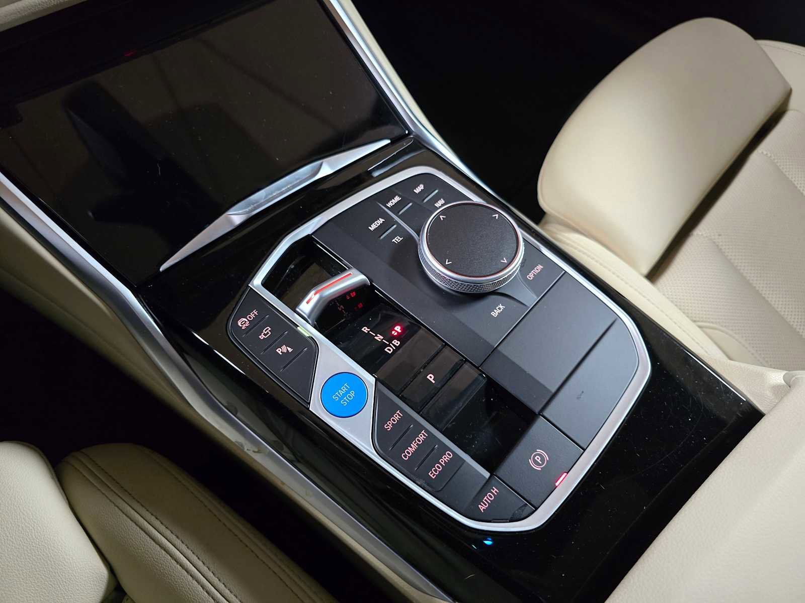 Used 2024 BMW i4 eDrive35 w/ Premium Package image 39