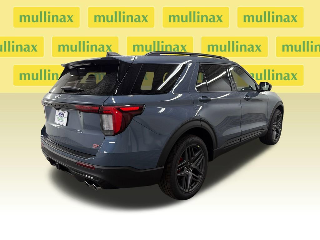 New 2026 Ford Explorer ST image 3