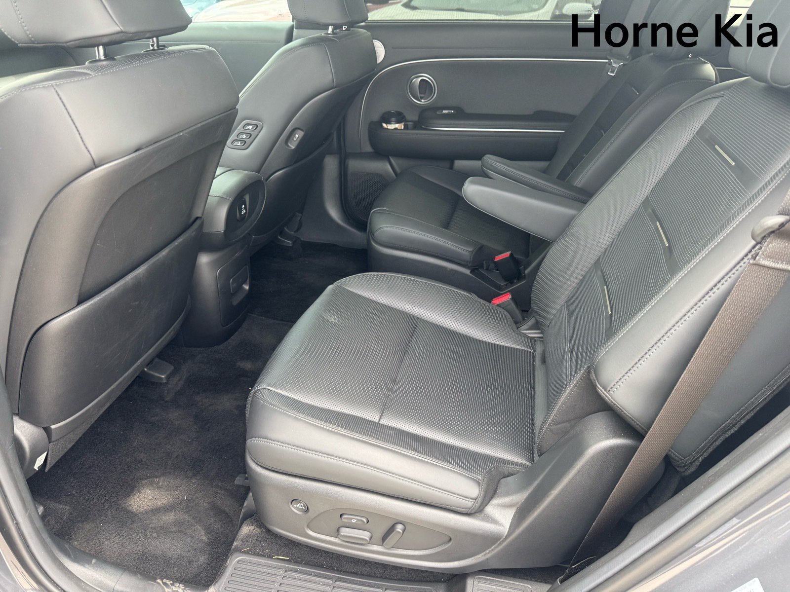 Used 2026 Hyundai Palisade Calligraphy FWD image 12