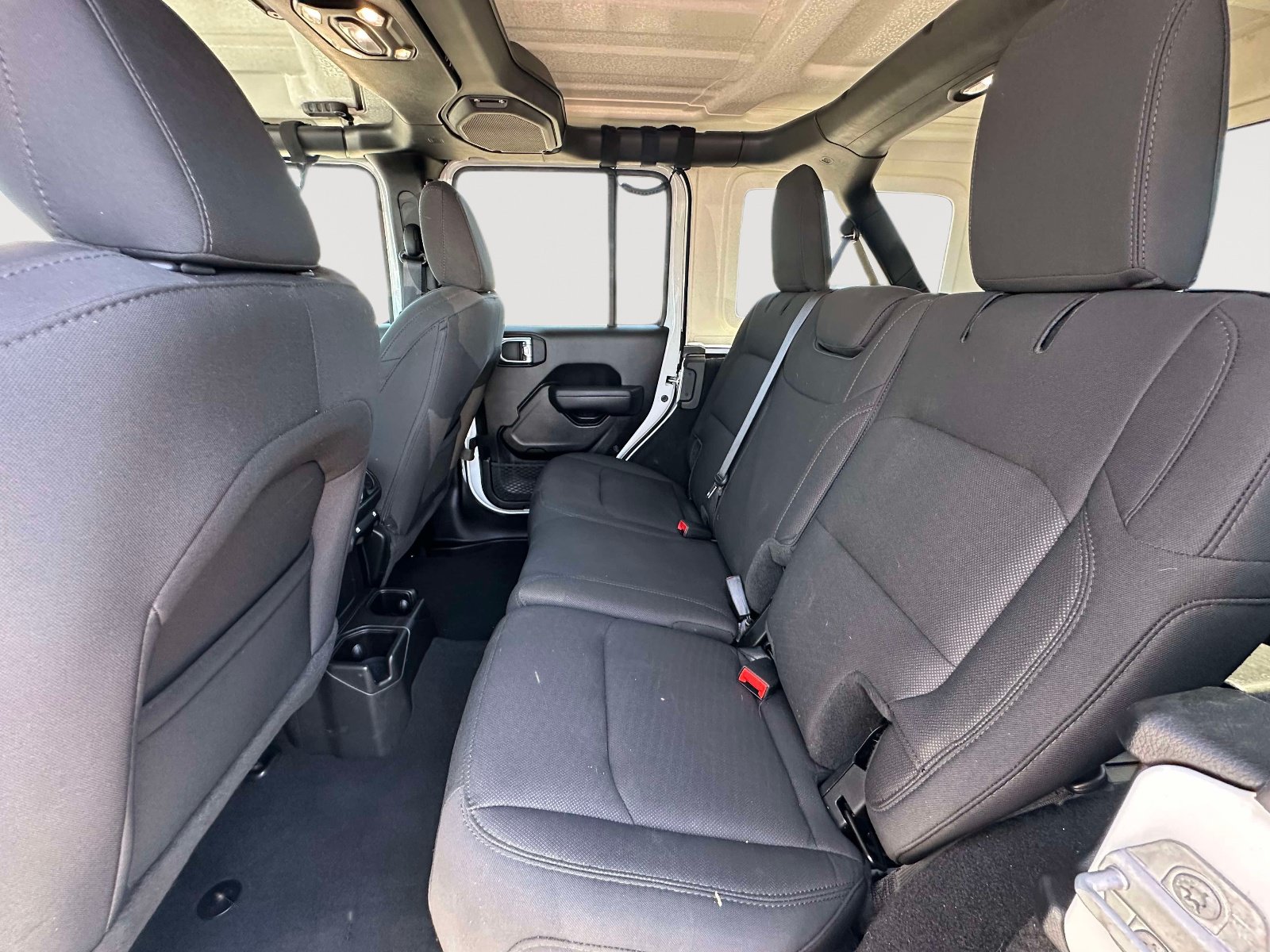 Used 2022 Jeep Wrangler Unlimited Sport AWD/4WD image 26