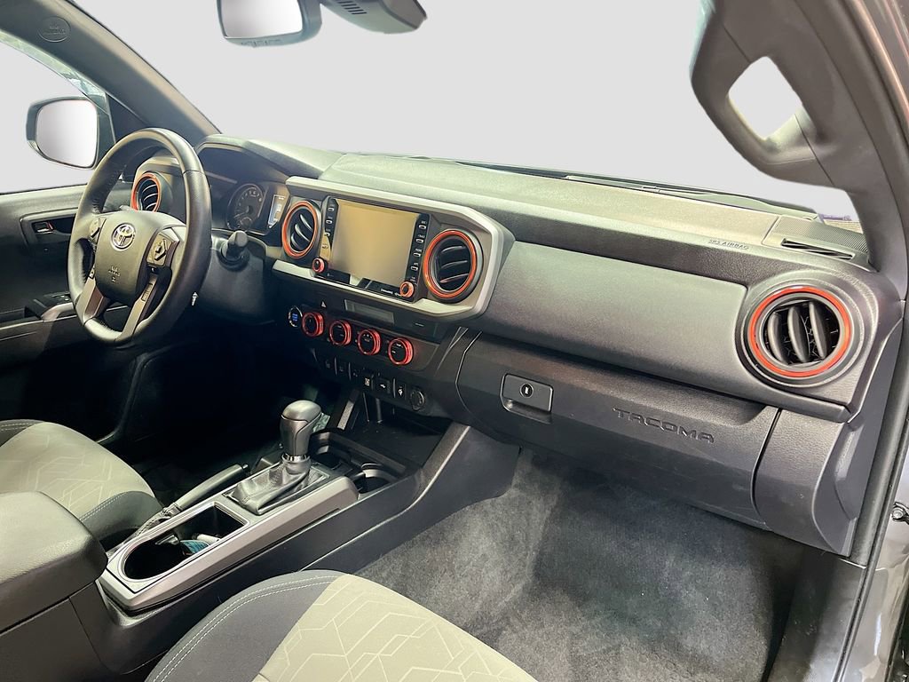 Used 2023 Toyota Tacoma TRD Sport w/ Advanced Technology Package image 27