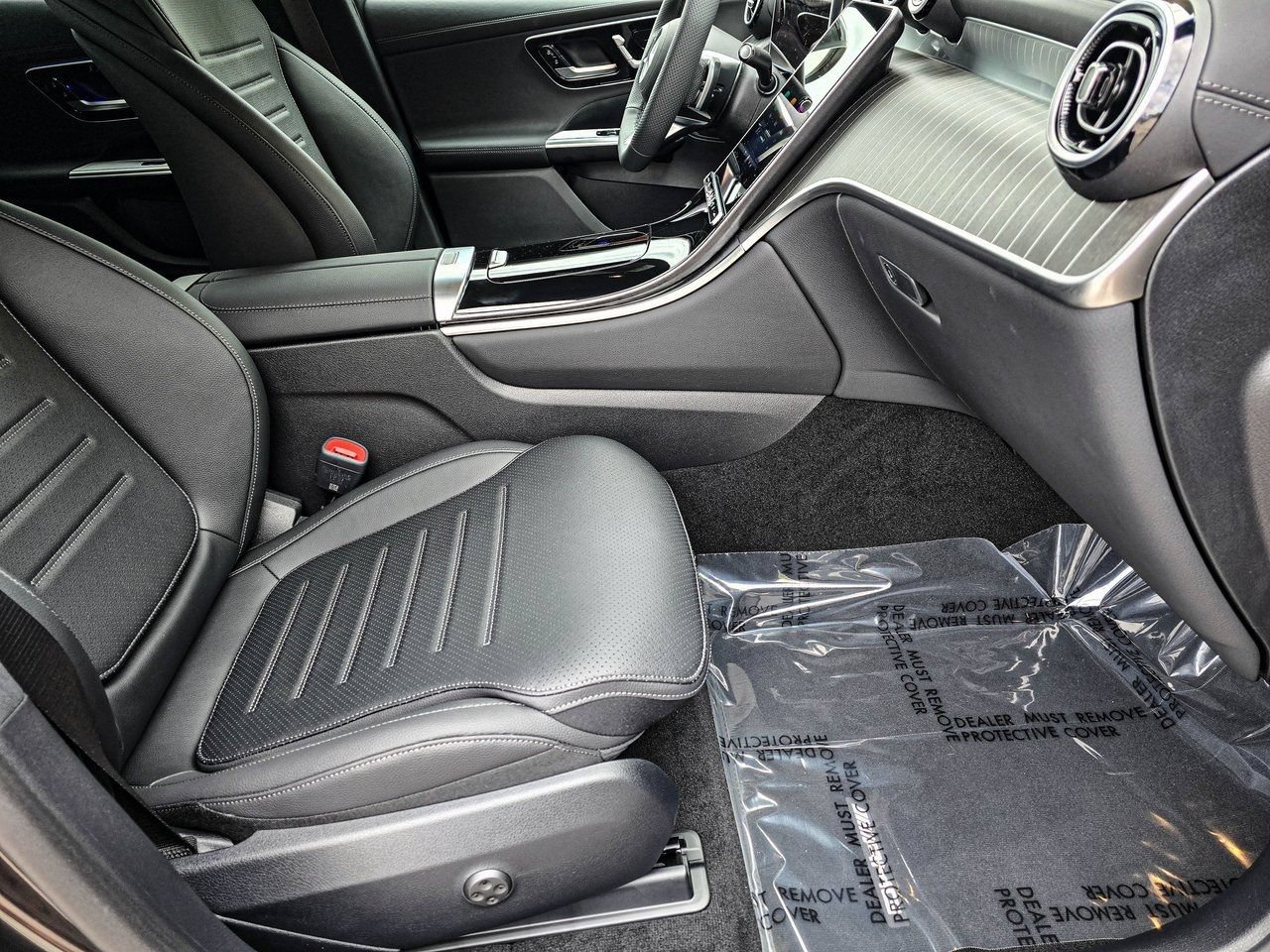 New 2026 Mercedes-Benz GLC 300 4MATIC image 36