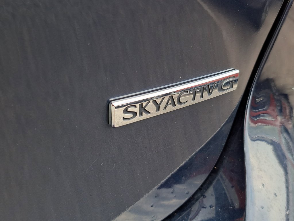 Used 2023 MAZDA MAZDA3 s image 31