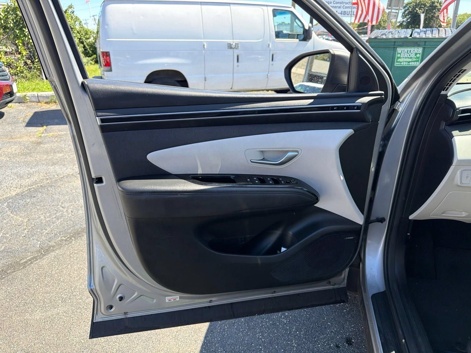 Used 2023 Hyundai Tucson Limited AWD/4WD image 29