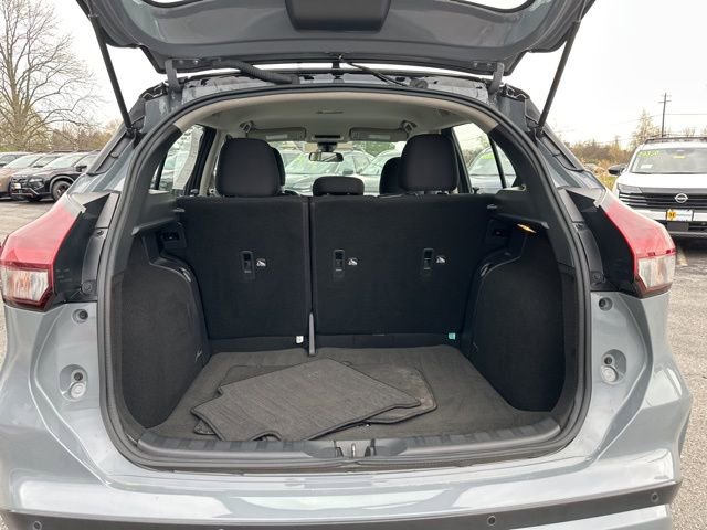Certified 2023 Nissan Kicks SV image 7