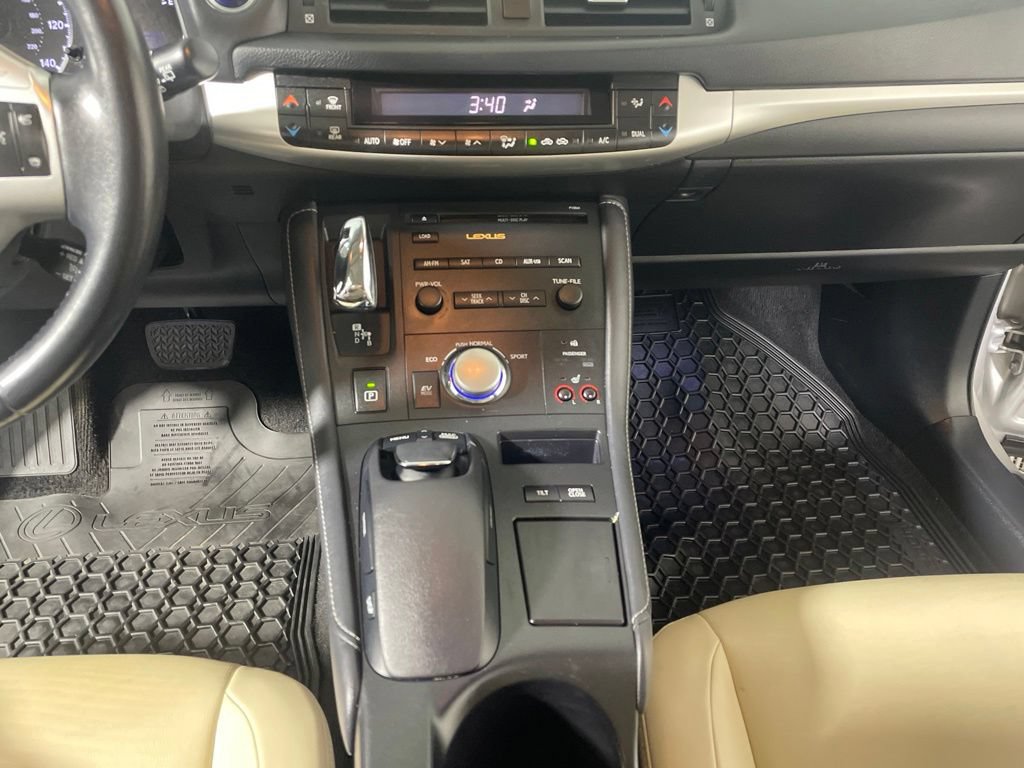 Used 2012 Lexus CT 200h Premium w/ Premium Audio Pkg FWD image 17