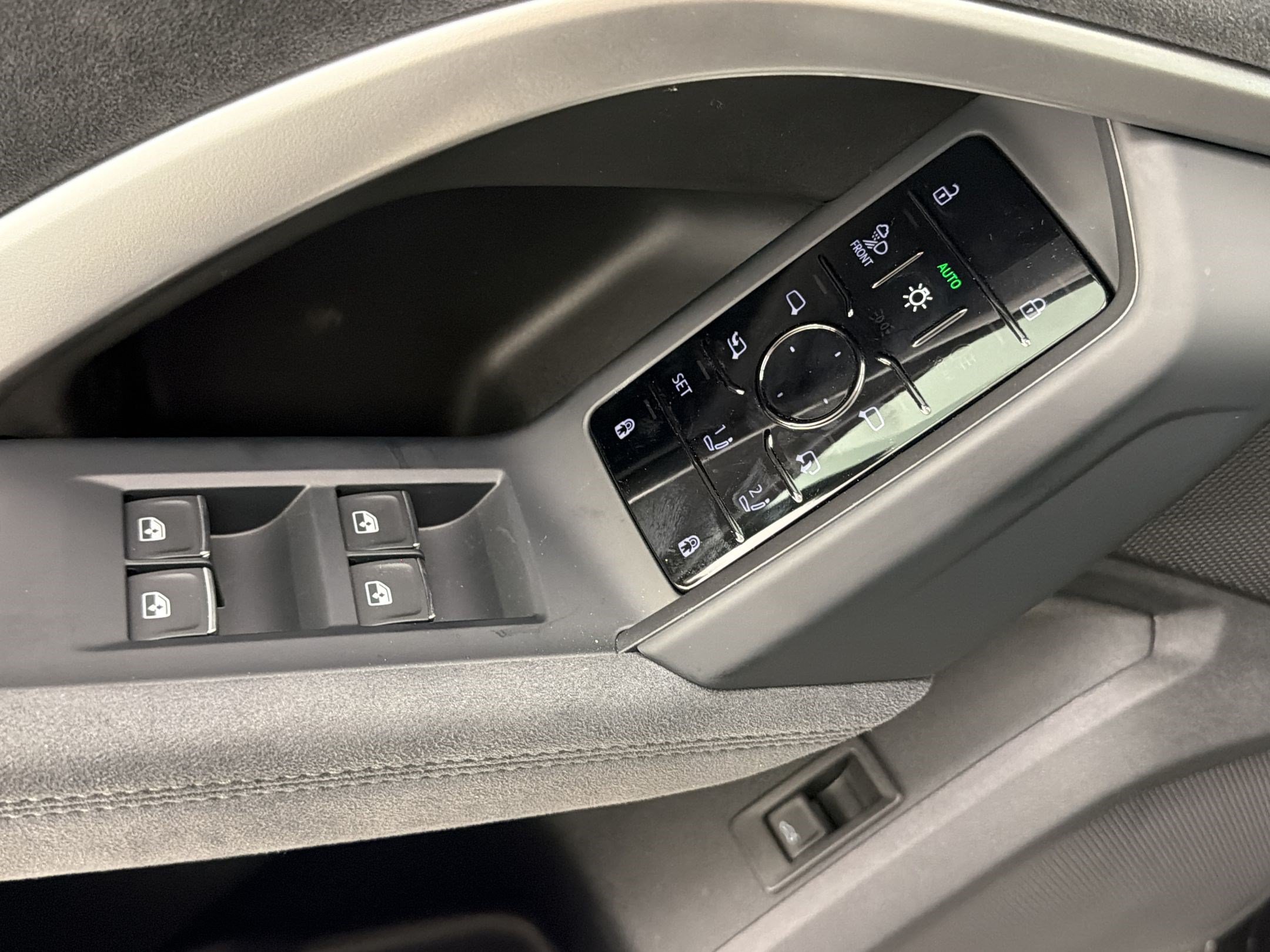 New 2026 Audi SQ5 Premium Plus AWD/4WD image 20