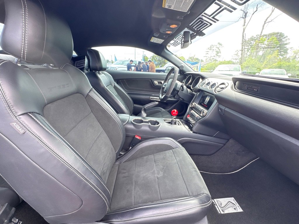 Used 2017 Ford Mustang Shelby GT350 image 8