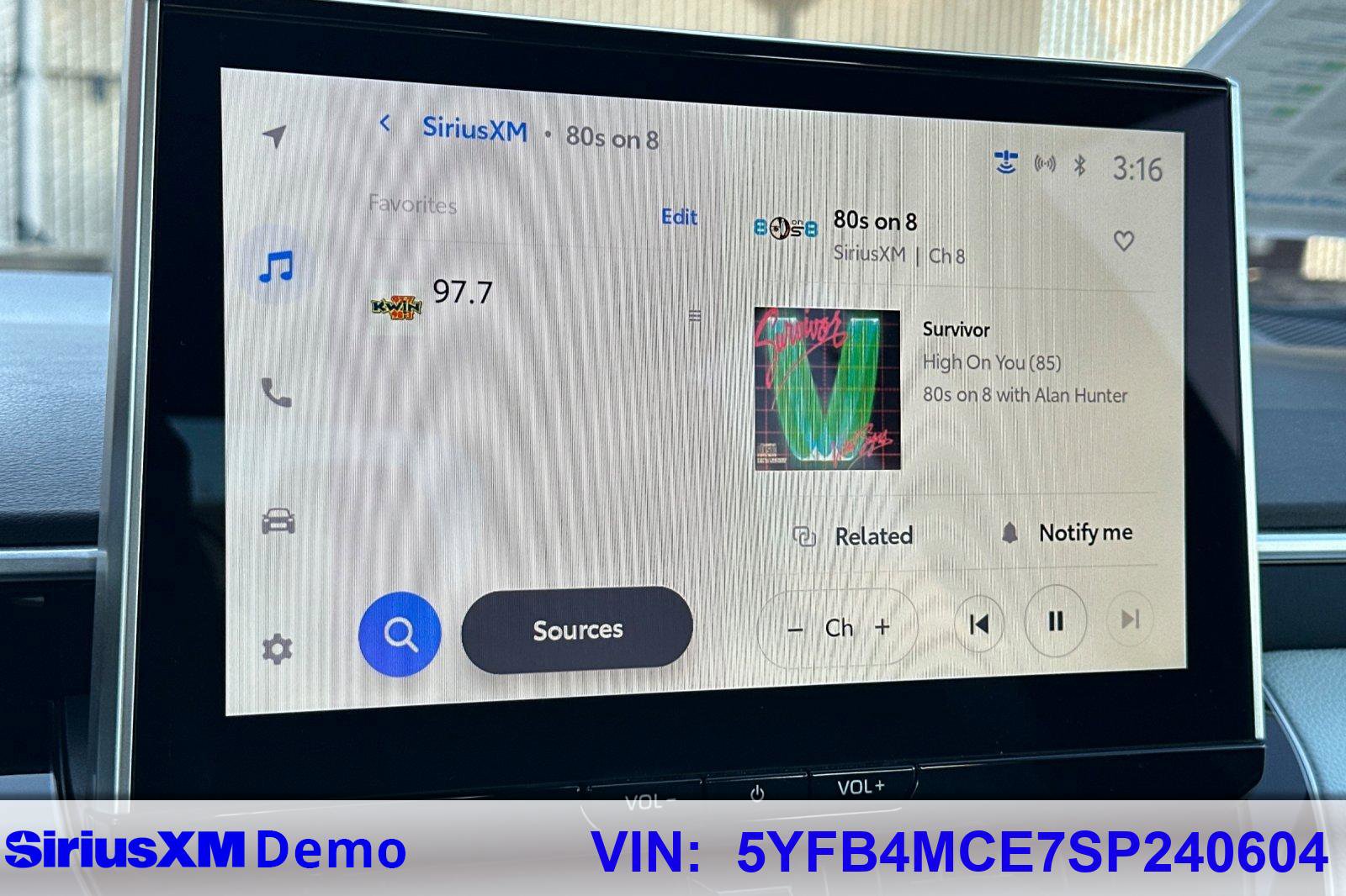 Used 2025 Toyota Corolla FX w/ Convenience Package image 27