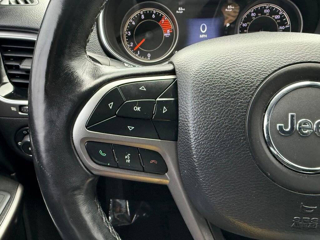 Used 2019 Jeep Cherokee Limited AWD/4WD image 14
