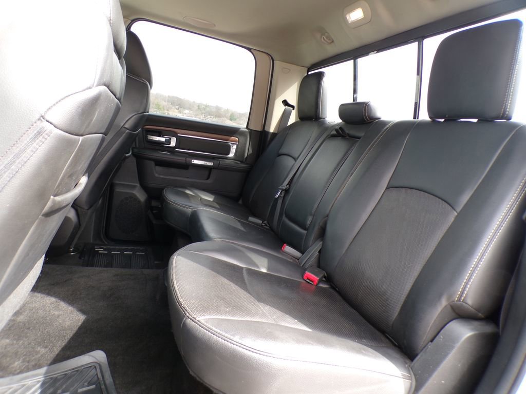 Used 2017 RAM 1500 Laramie w/ Convenience Group AWD/4WD image 20