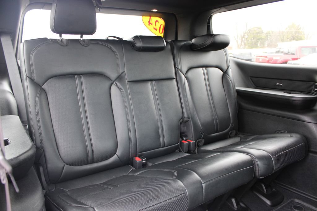 Used 2024 Jeep Wagoneer Series II image 36